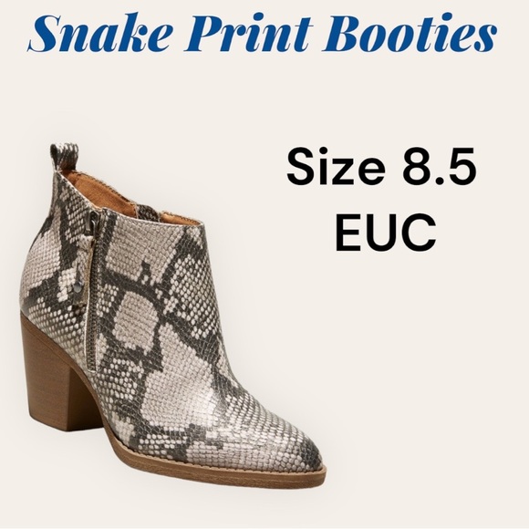 Universal Thread Shoes - 8.5 Snakeskin Print Booties EUC